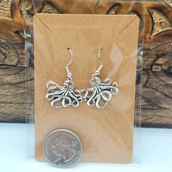 Kraken Earrings Sea Monster - Picture 3 of 3